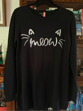 Verve Ami Black 'Meow' Crewneck Sweater with White Accent